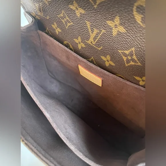 Louis Vuitton Pochette Métis Crossbody Bag - Picture 6 of 15